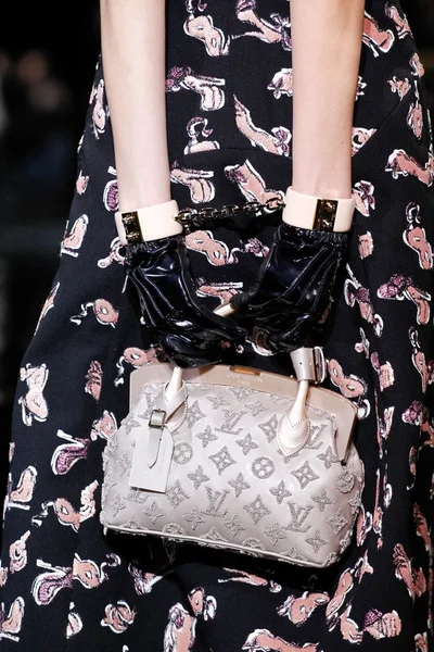 Look 130